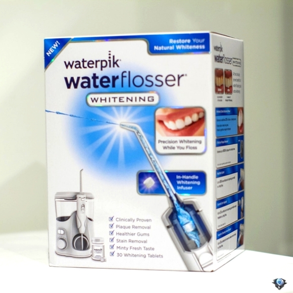 Ultra Water Flosser - White - Picture 1 of 4